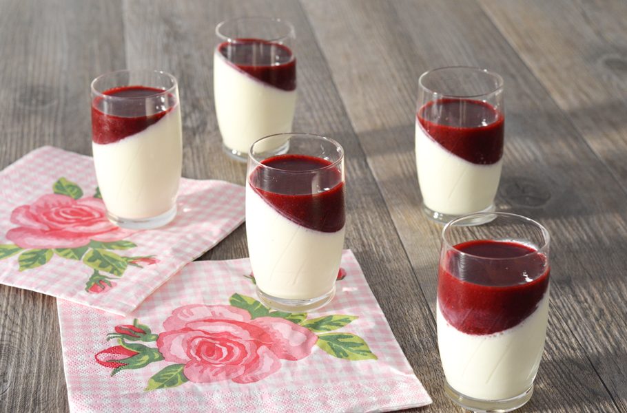 Ma recette de la panna cotta aux fruits rouges