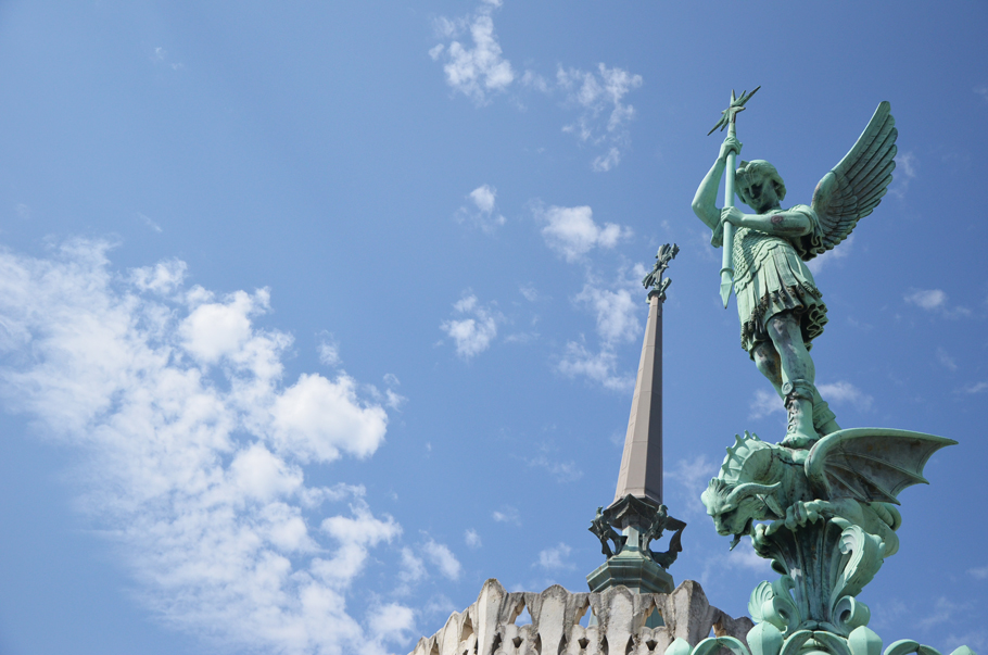 Sur les toits de la basilique Fourvière : visite insolite Lyon