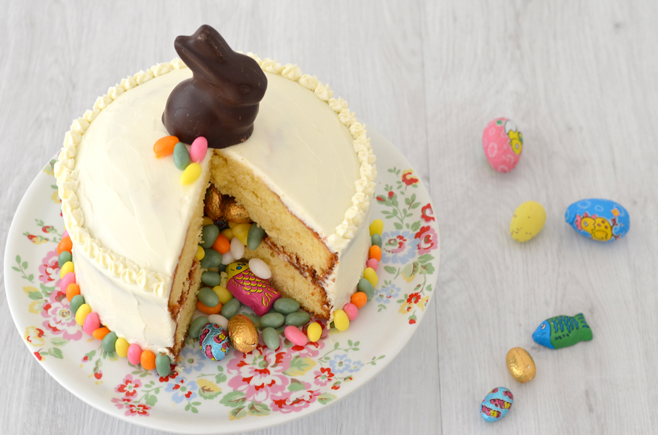 Gateau surprise paques