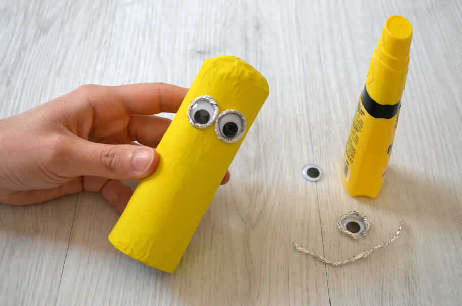 DIY Minions en carton