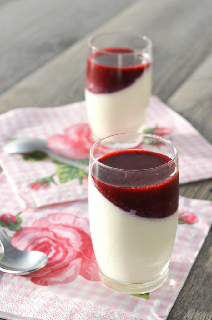 Panna cotta aux fruits rouges