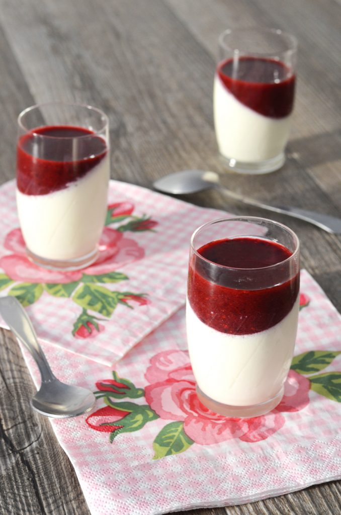 Panna cotta aux fruits rouges