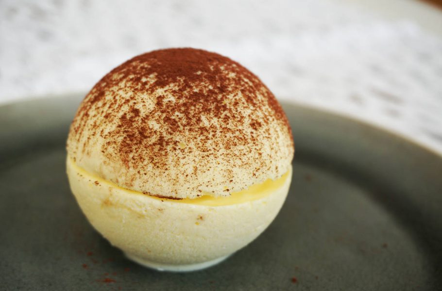 Dessert de Noël le tiramisu revisité en dôme glacé Blog cuisine