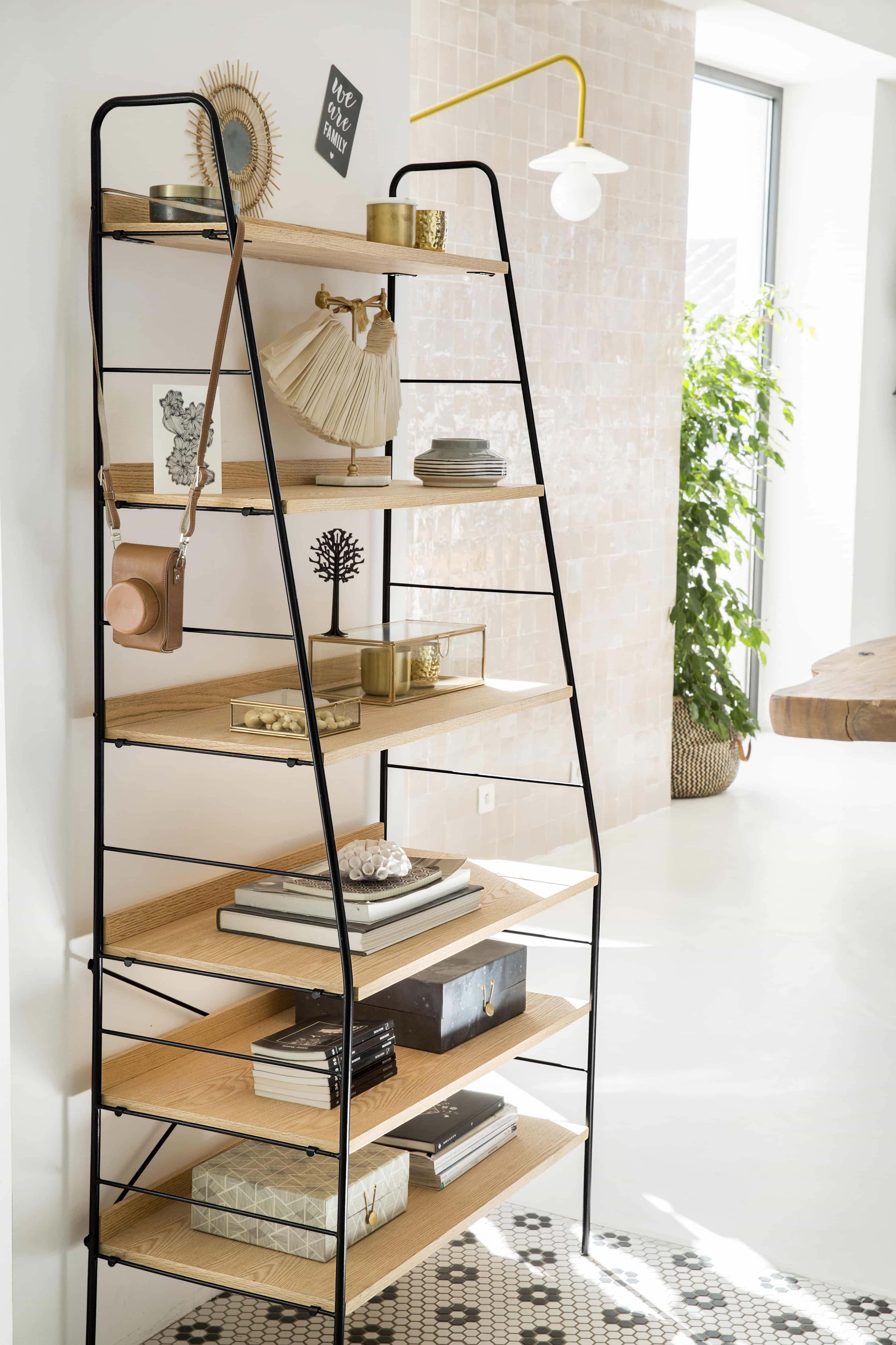 Etagere cyrillus