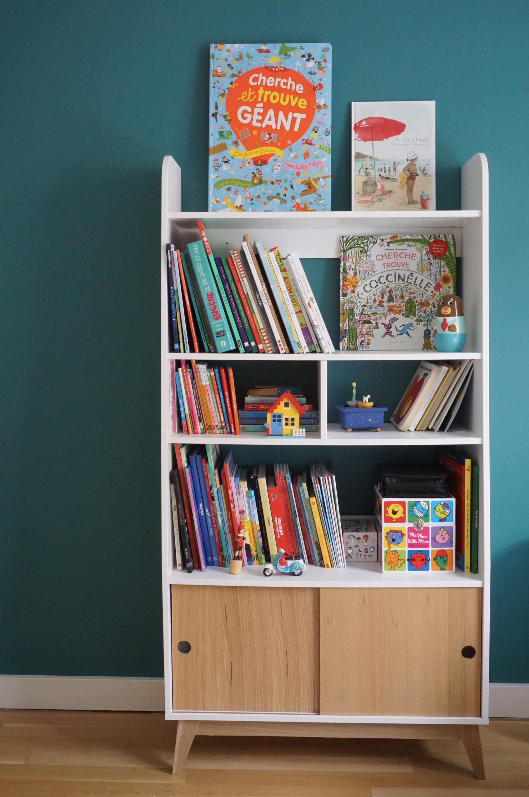 Chambre garçon - Bibliothèque enfant scandinave vintage