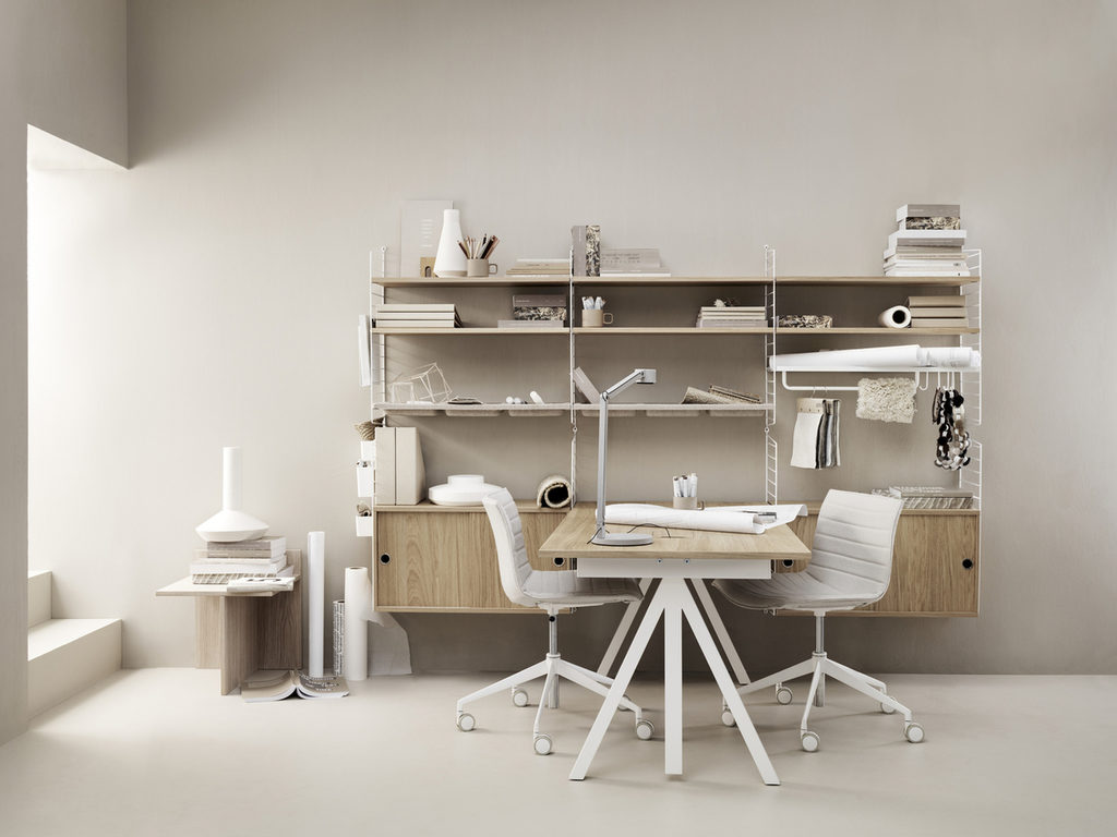 Etagere string bureau