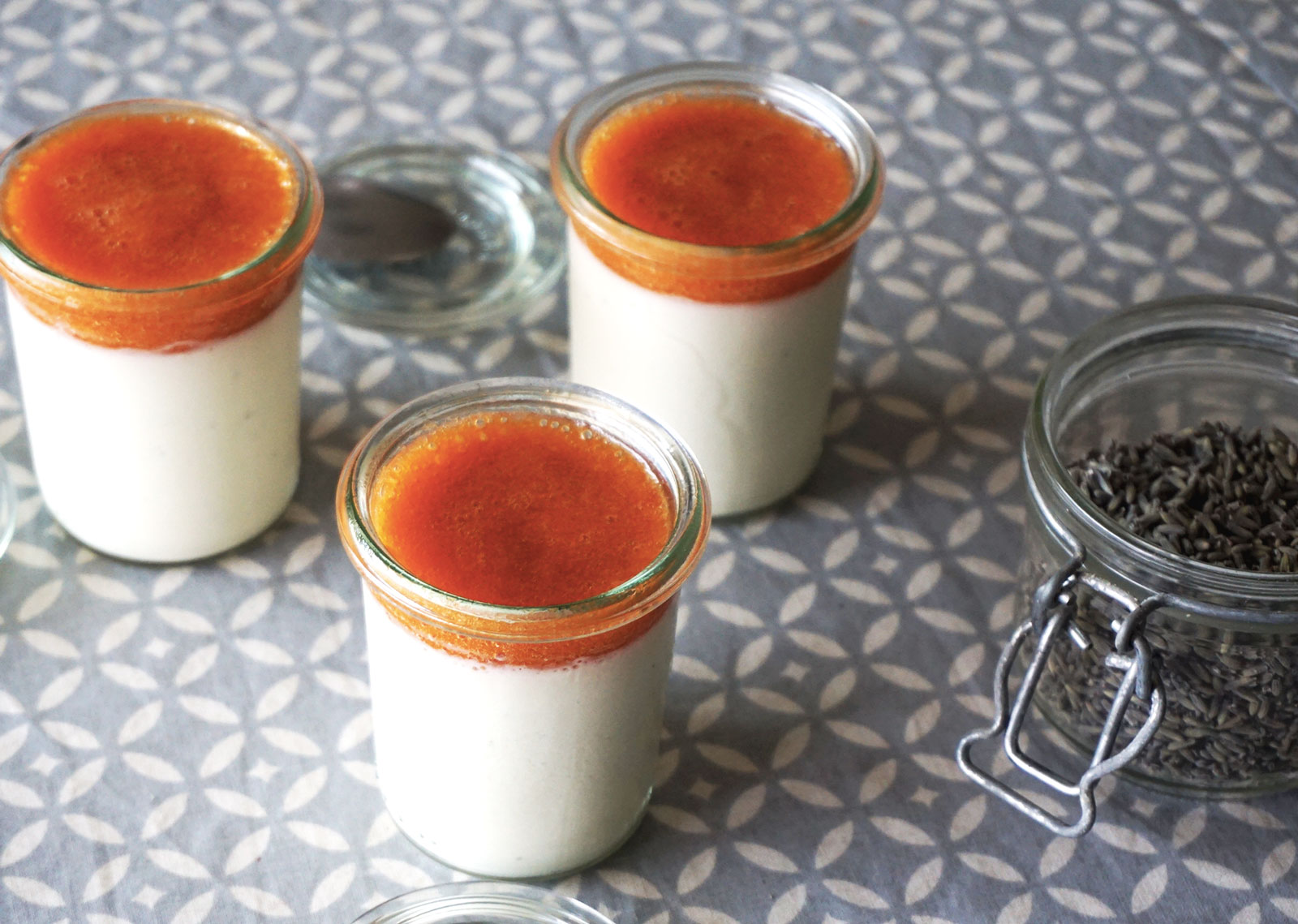 Panna cotta lavande abricots