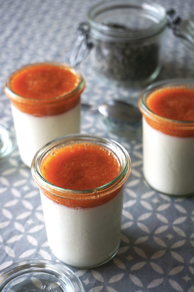 Recette panna cotta lavande abricots