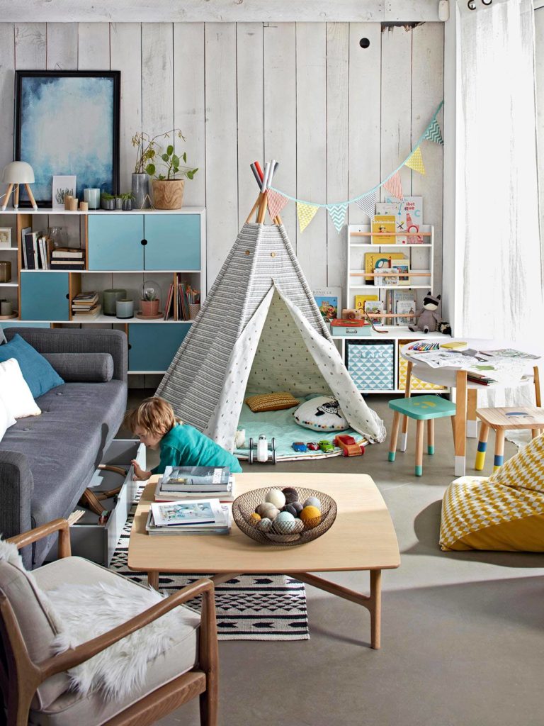 Un tipi dans le salon pour les enfants