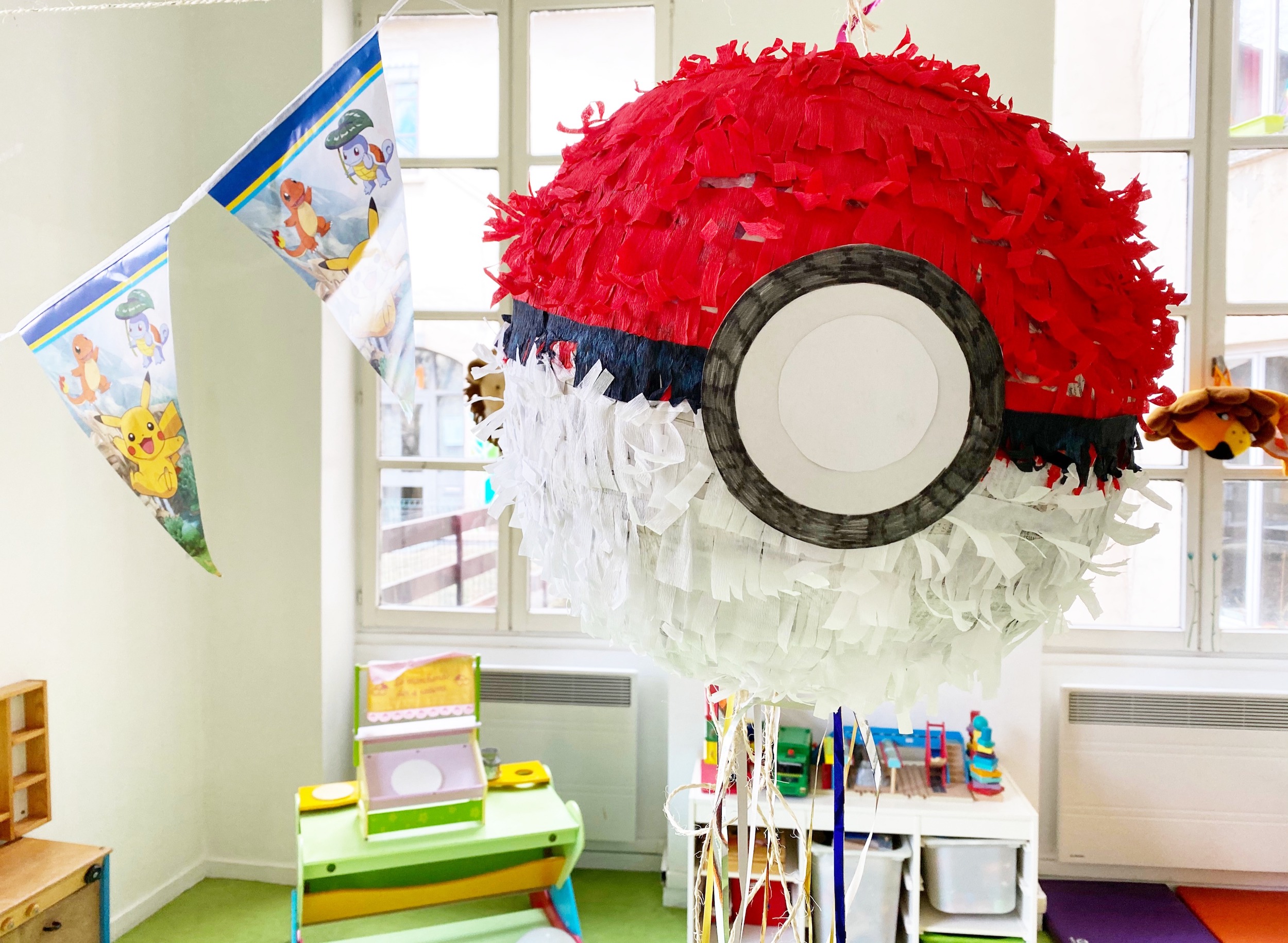 Déco Anniversaire Pokemon, idées et articles de fête