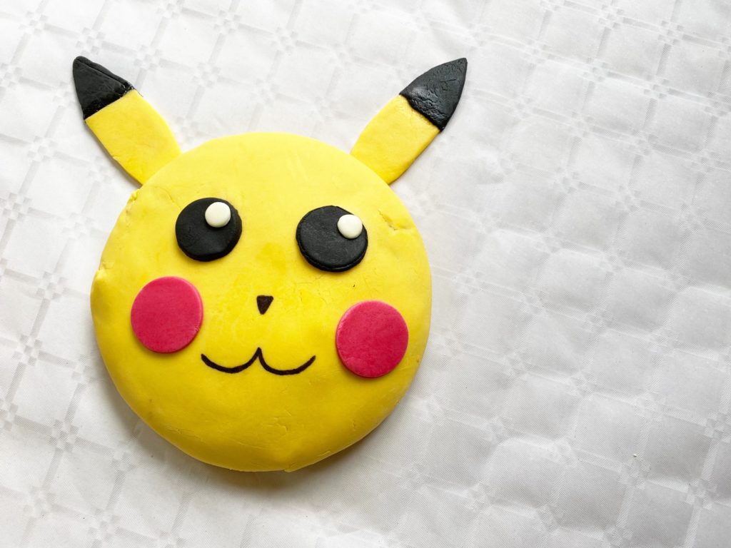 Gateau pikachu anniversaire pokemon