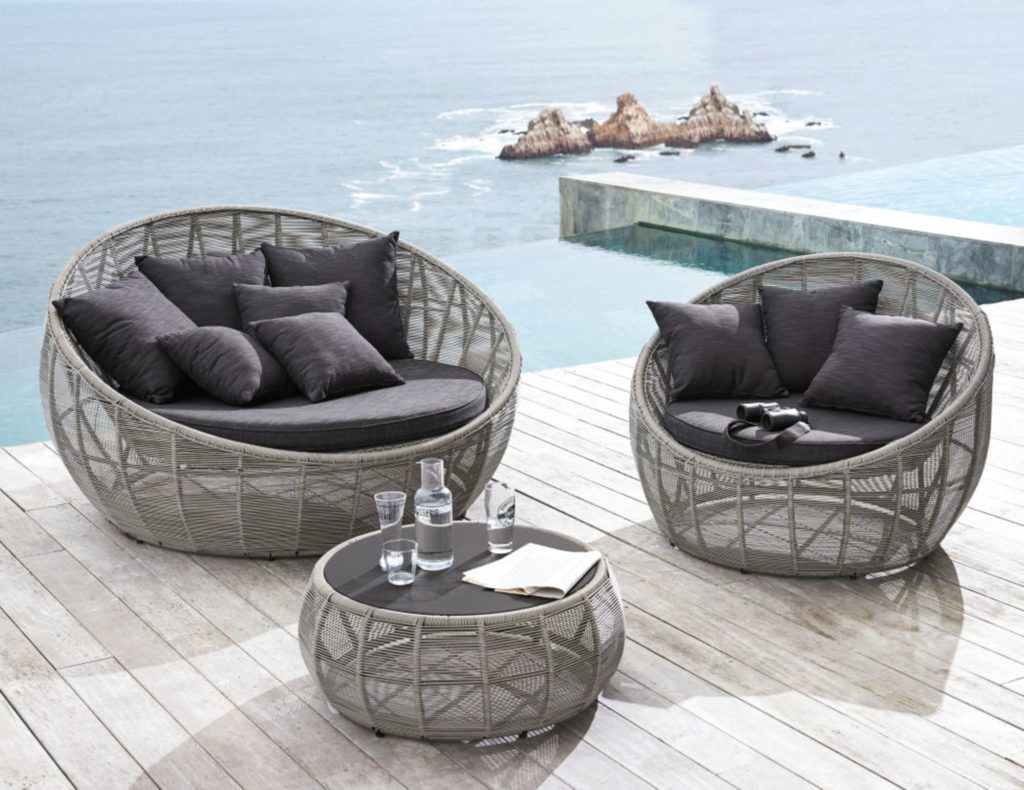 Canape rond de jardin places en resine tressee grise