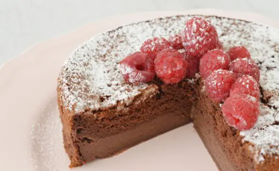 Recette gateau magique chocolat framboises