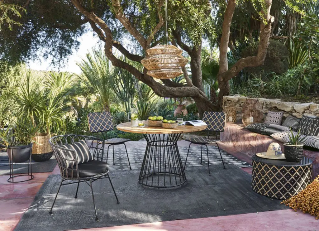 Table de jardin ronde en teck massif personnes