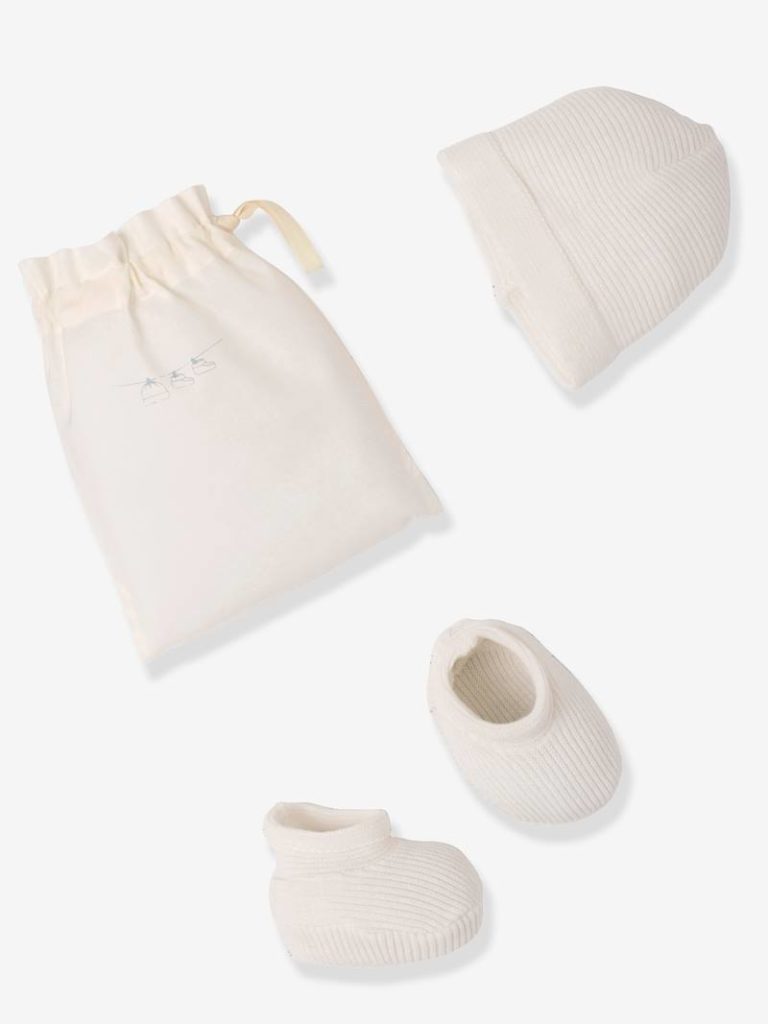 ensemble bebe naissance chaussons et bonnet tricot bio
