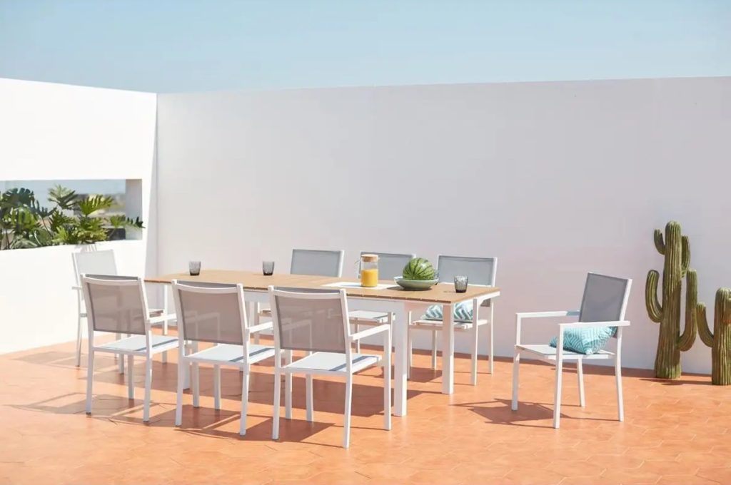ensemble table chaises jardin la redoute