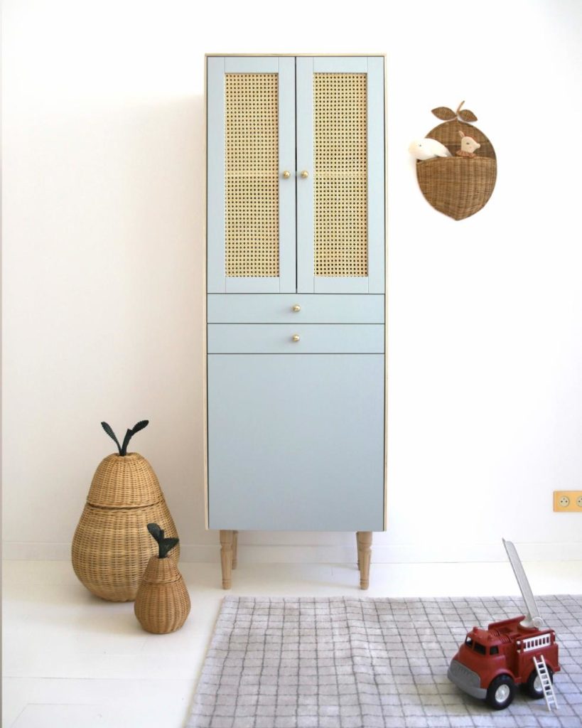 armoire neo vintage cannage ikea plum