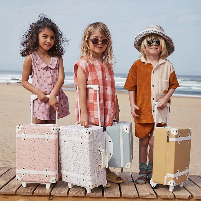 🧳 Voyager facile avec les enfants : Des valises enfant stylées et