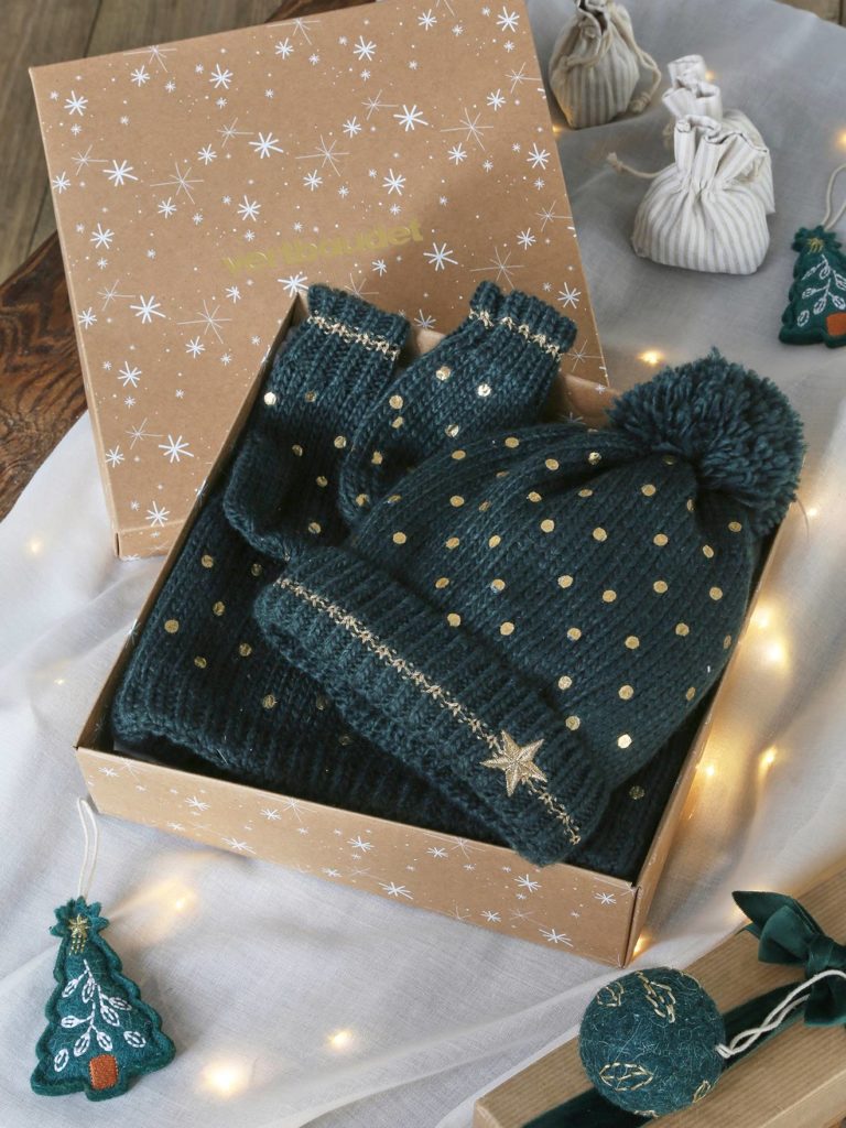 coffret de noel etoile fille ensemble bonnet snood gants