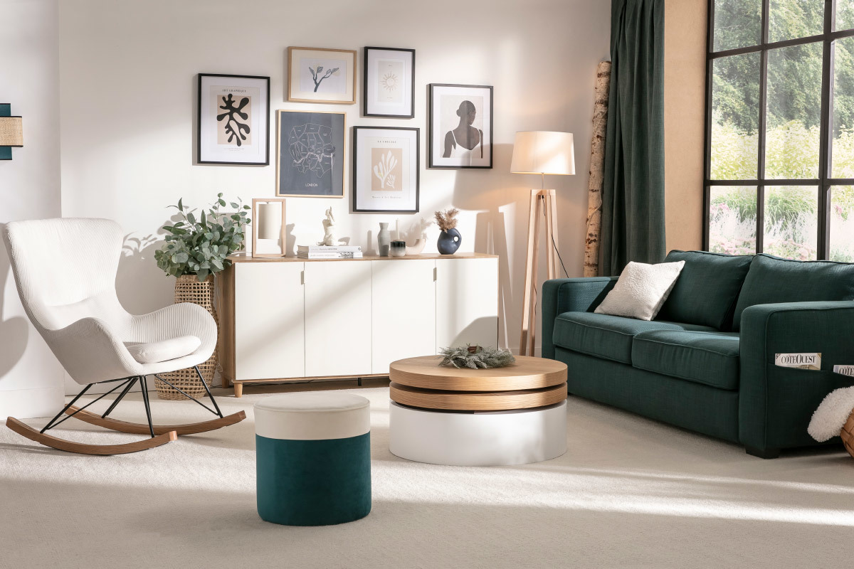 Une table basse ronde pour optimiser l’espace dans un petit salon